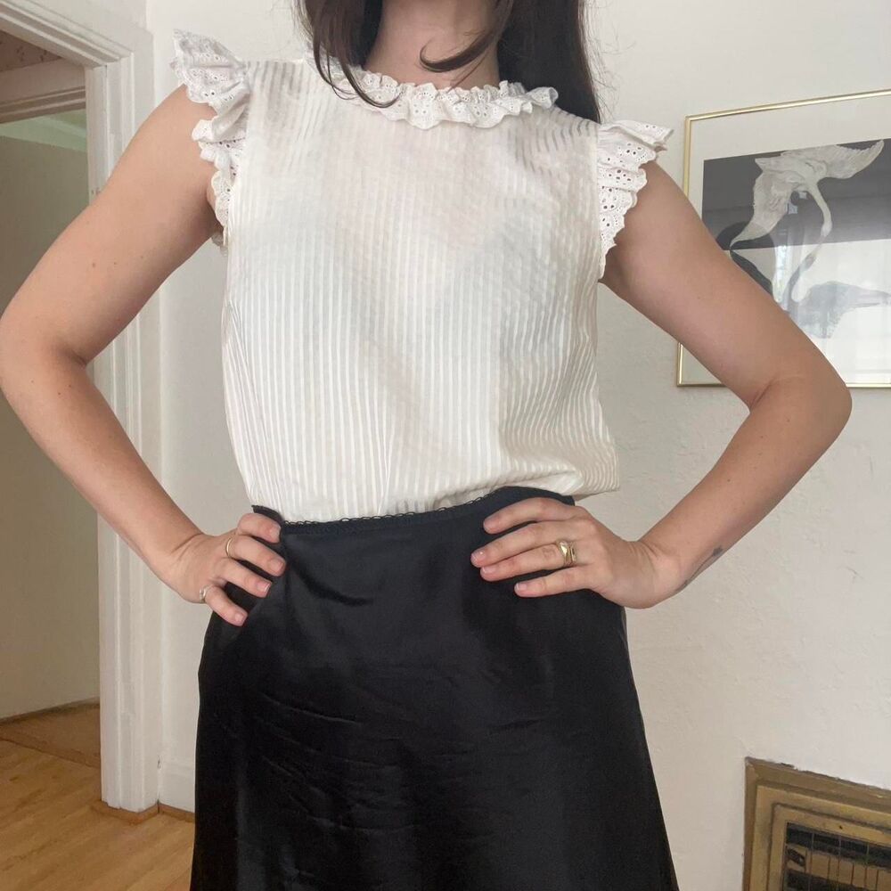 Cami-nyc Women's White and Cream Blouse